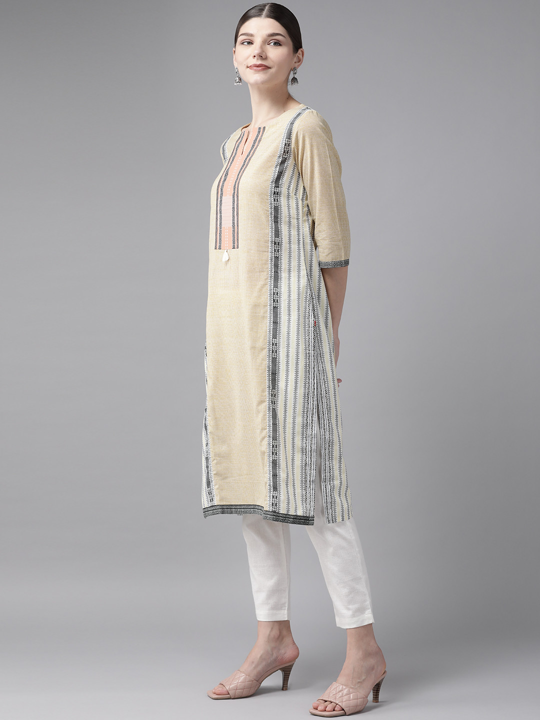 

W Women Mustard Yellow & White Ethnic Motifs Print Kurta with Trousers