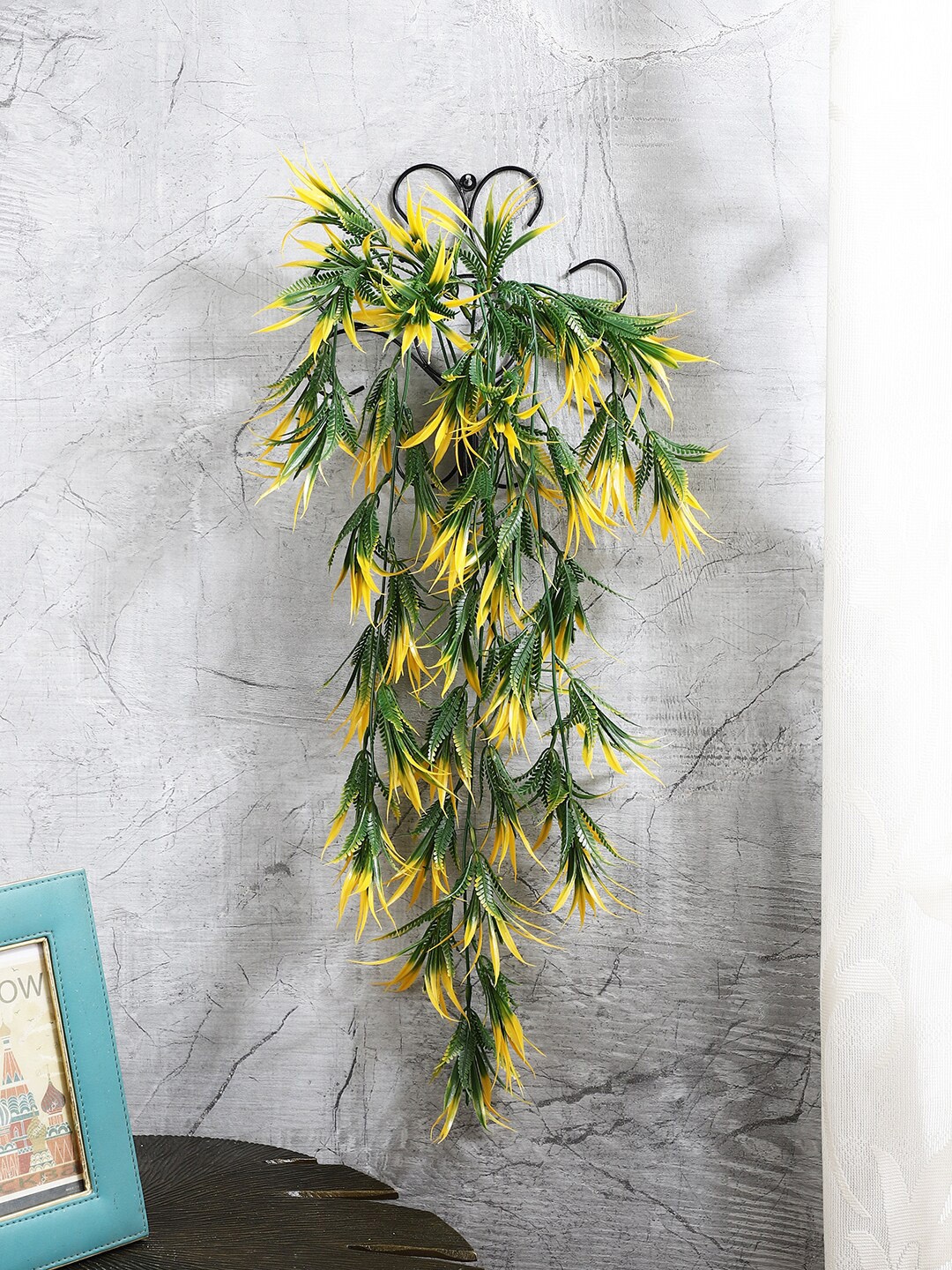 

FOLIYAJ Green & Yellow Artificial Vine with Metal Wall Stand