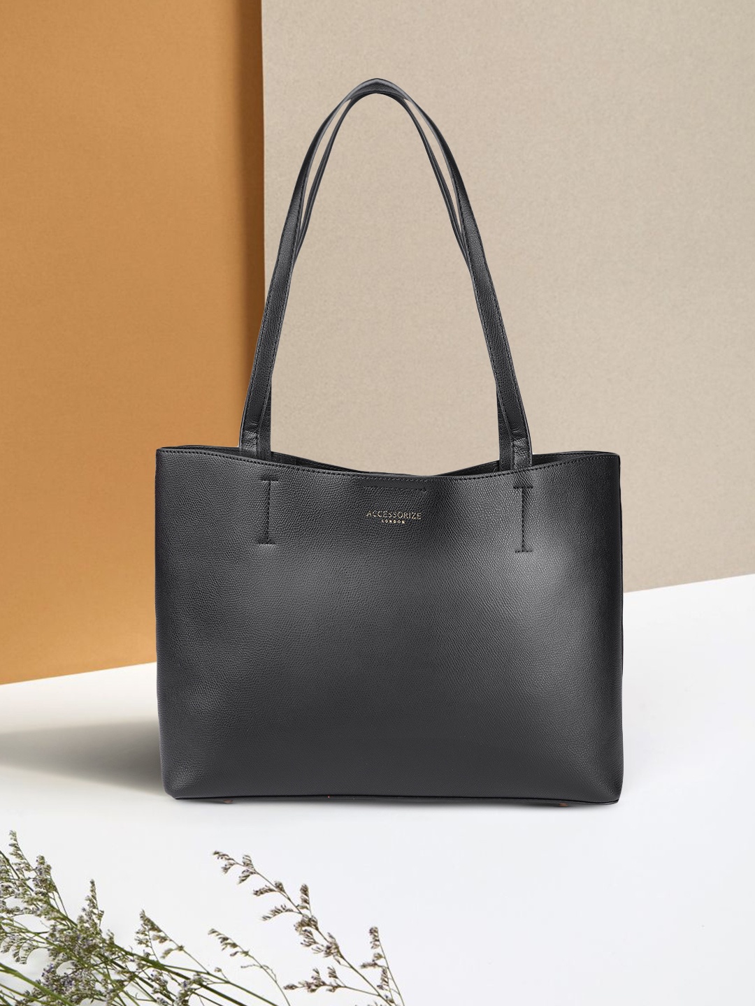 Accessorize London Women's Faux Leather Leo Tote, Black