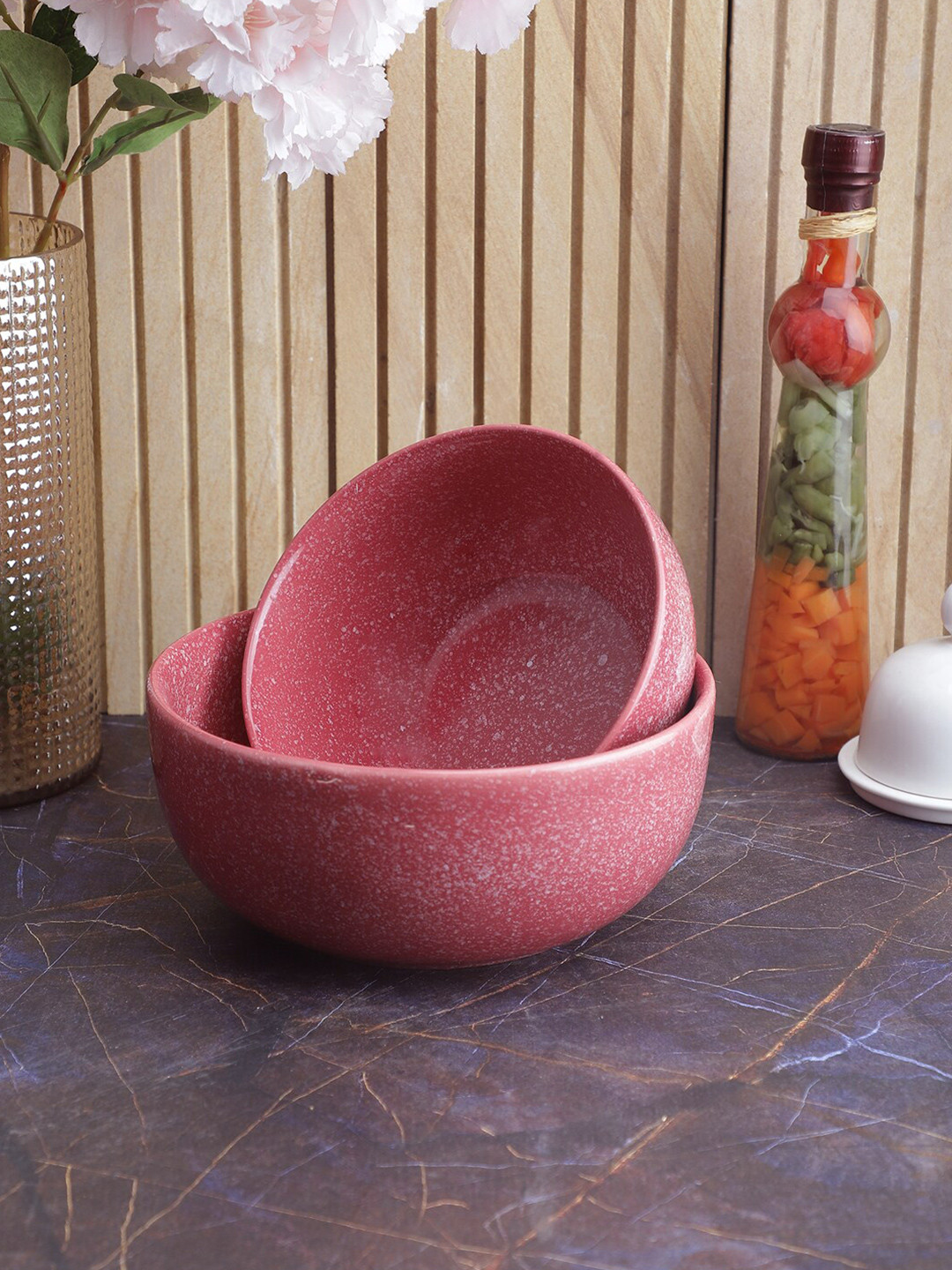 

VarEesha Pink 2 Pieces Handcrafted and Hand Painted Ceramic Glossy Bowls