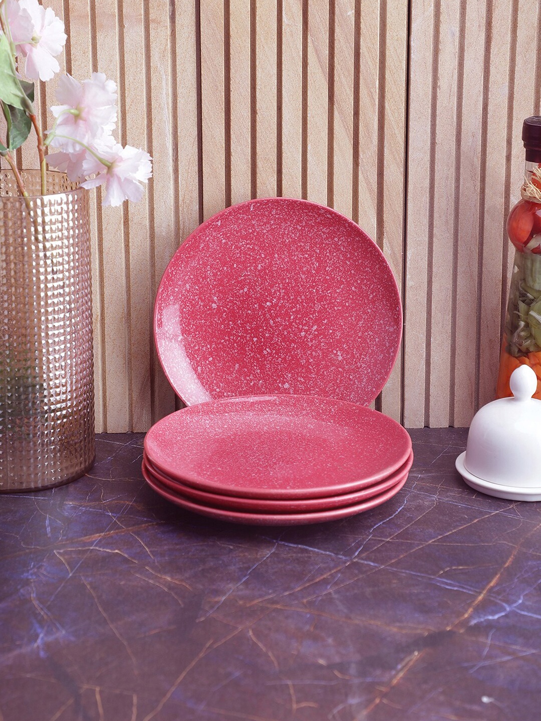 

VarEesha Pink 4 Pieces Handcrafted and Hand Painted Ceramic Glossy Quarter Plates