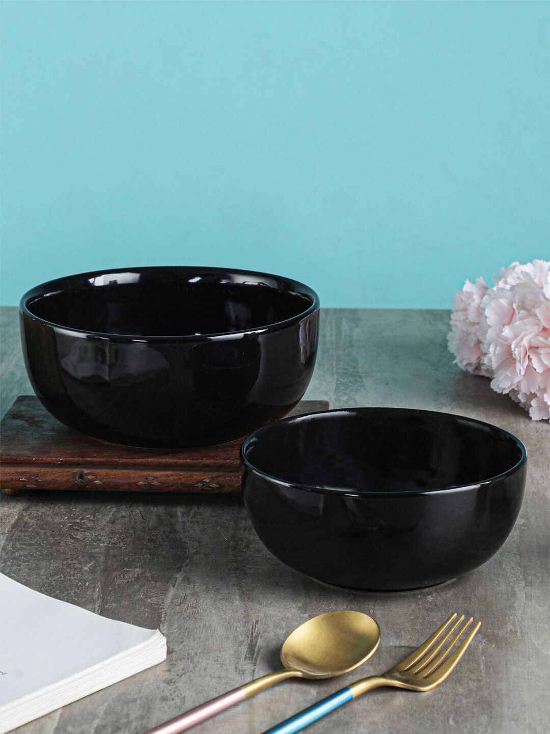 

VarEesha Set Of 4 Black Handcrafted & Hand Painted Ceramic Glossy Serving Bowls