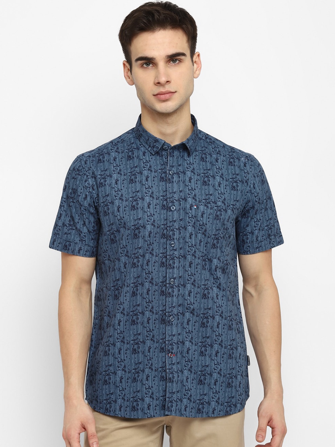 

Red Chief Men Grey Opaque Printed Casual Shirt