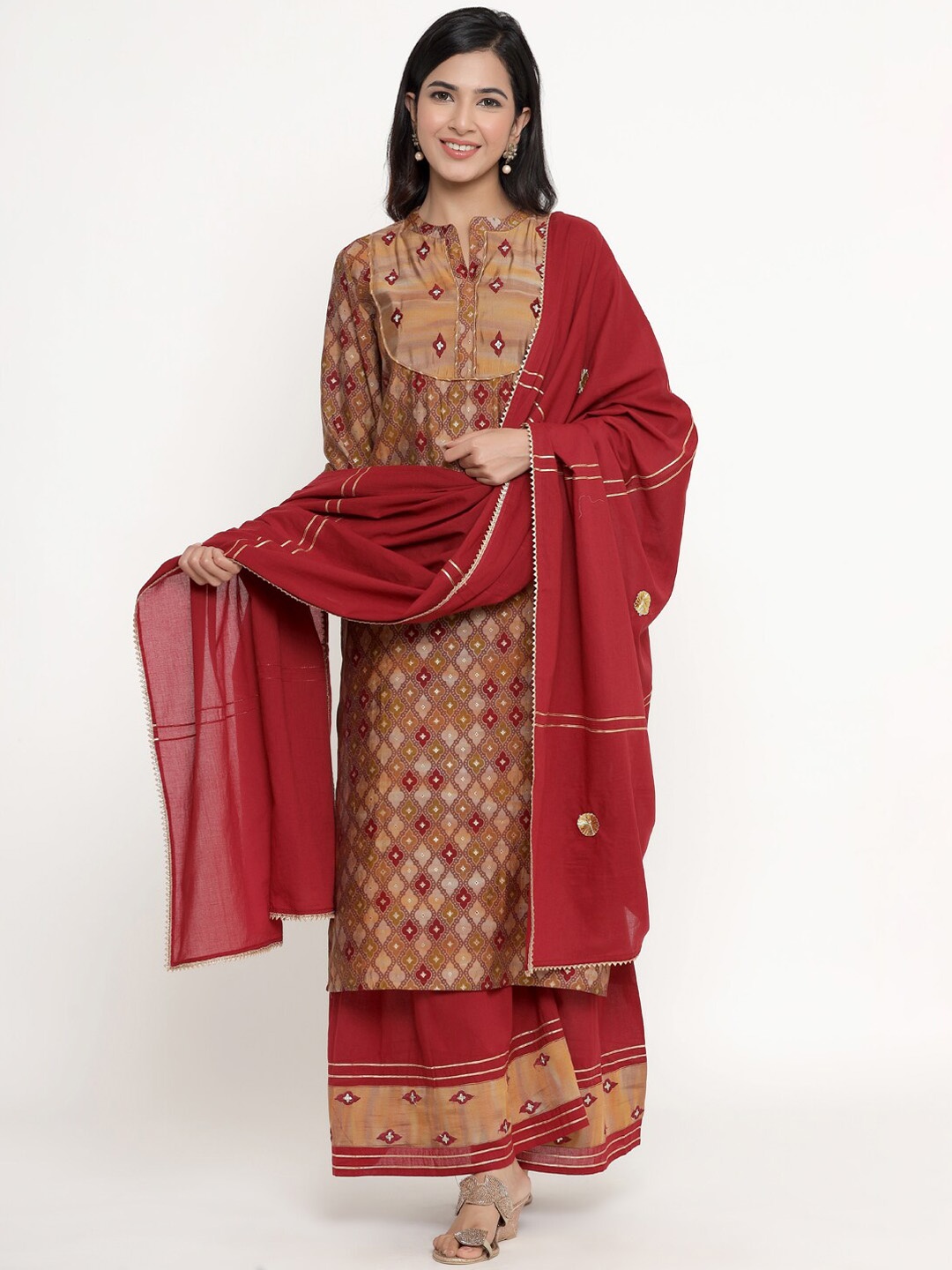 

DIVYANK Women Maroon Ethnic Motifs Embroidered Regular Kurta with Sharara & With Dupatta