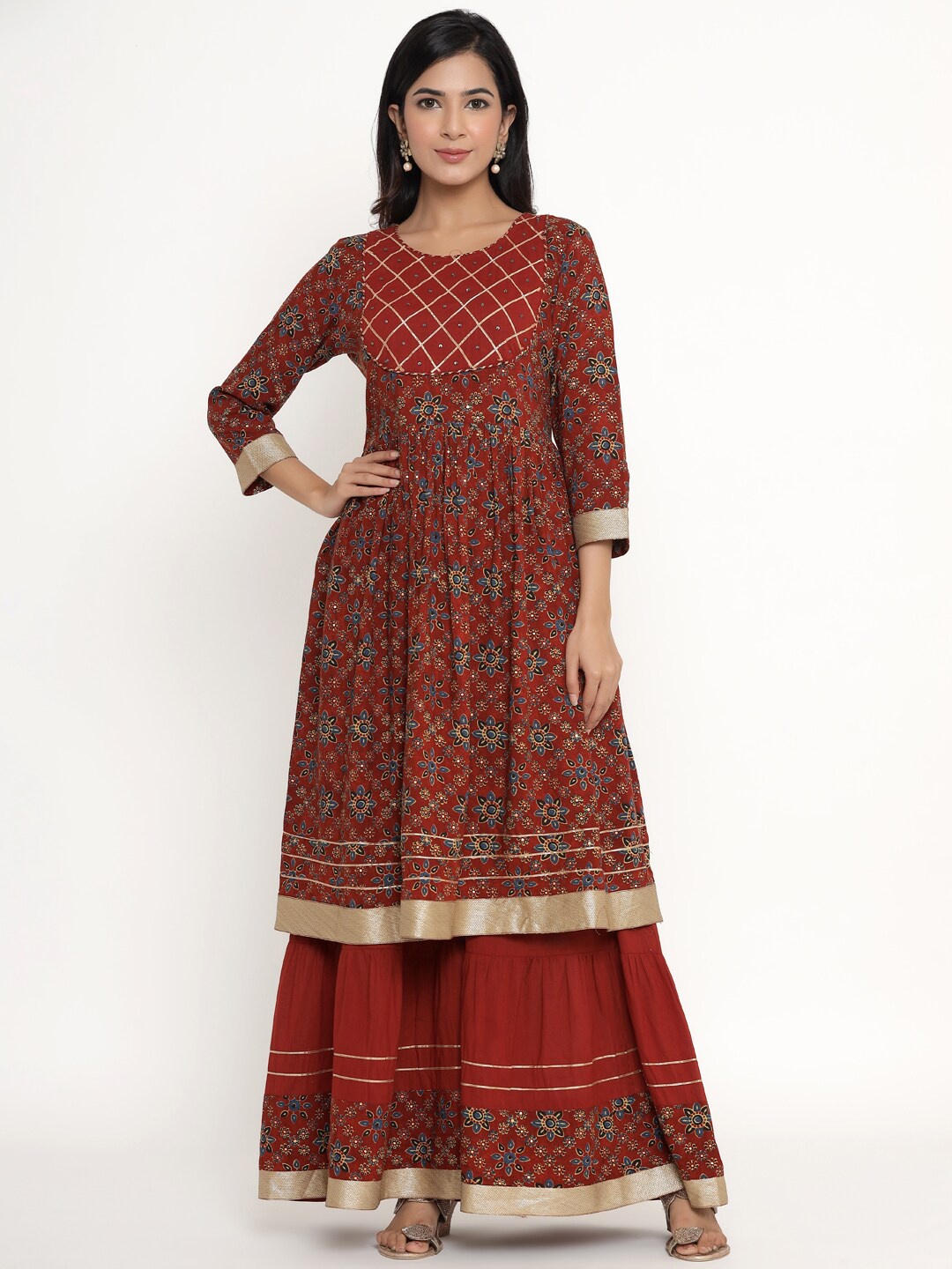 

DIVYANK Women Maroon Ethnic Motifs Printed Empire Kurta with Sharara & With Dupatta