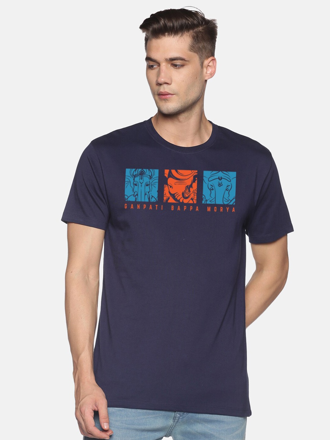 

MASH UNLIMITED Men Navy Blue Graphic Printed Slim Fit T-shirt