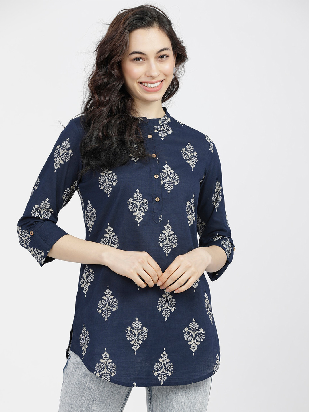 

Vishudh Navy Blue & Grey Mandarin Collar Printed Tunic
