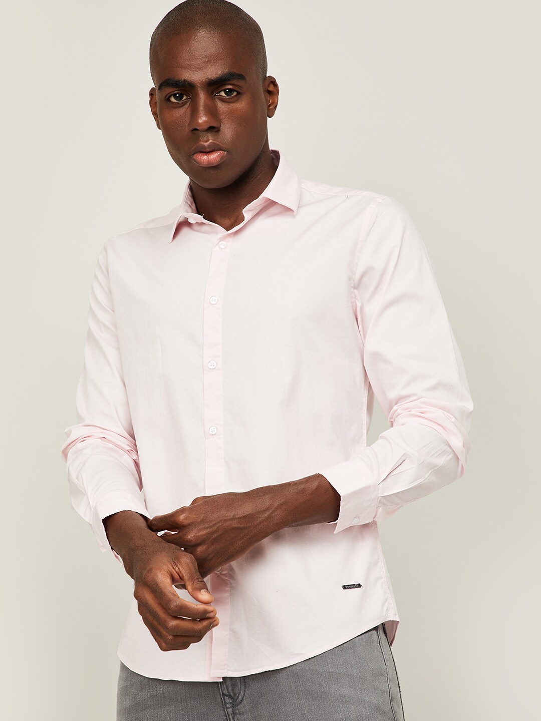 

Bossini Men Pink Opaque Cotton Casual Shirt