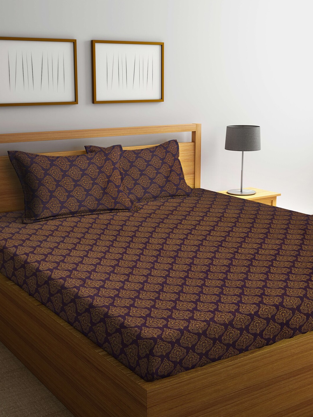 

Arrabi Brown & Navy Blue Ethnic Motifs 300 TC Cotton King Bedsheet With 2 Pillow Covers