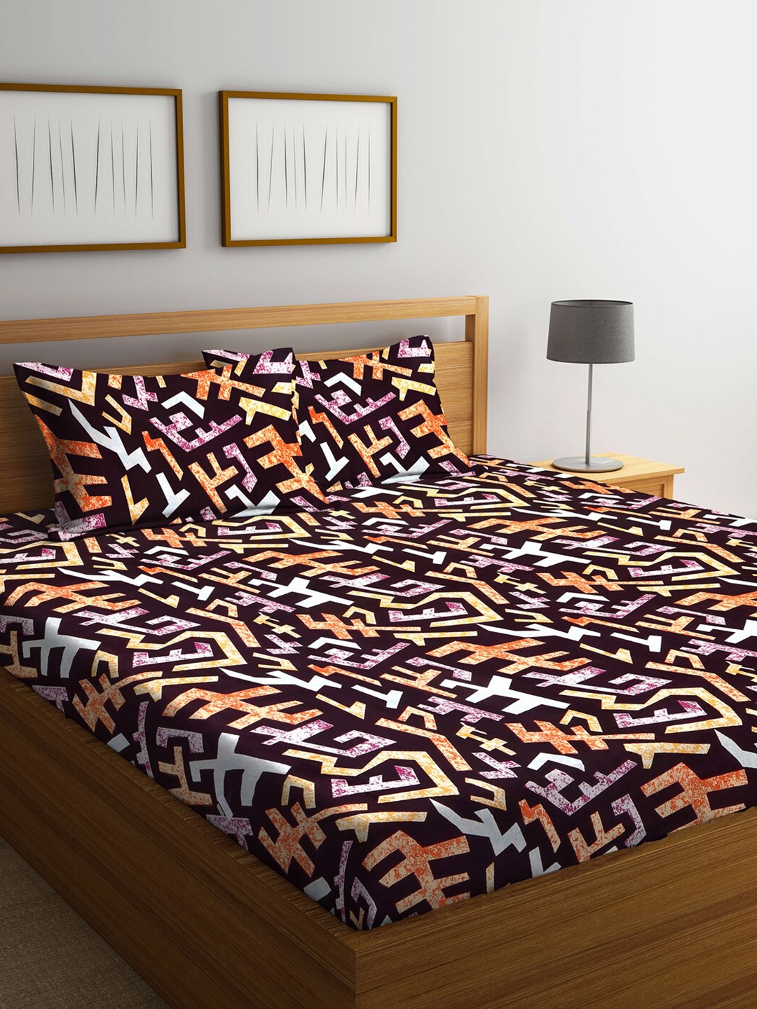 

Arrabi Multicoloured Geometric 300 TC King Bedsheet With 2 Pillow Covers, Multi