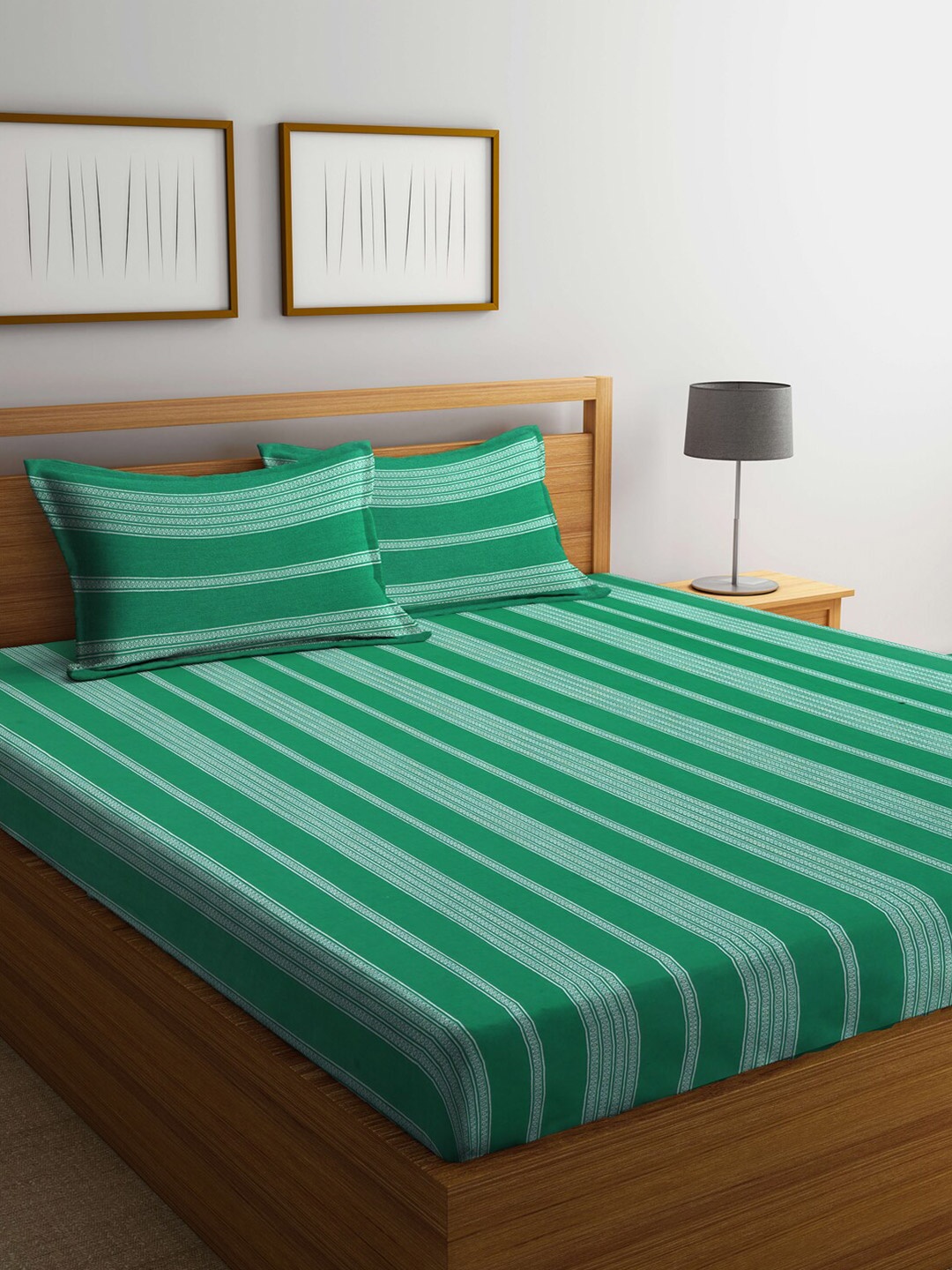 

Arrabi Green & White Striped 300 TC Cotton King Bedsheet With 2 Pillow Covers