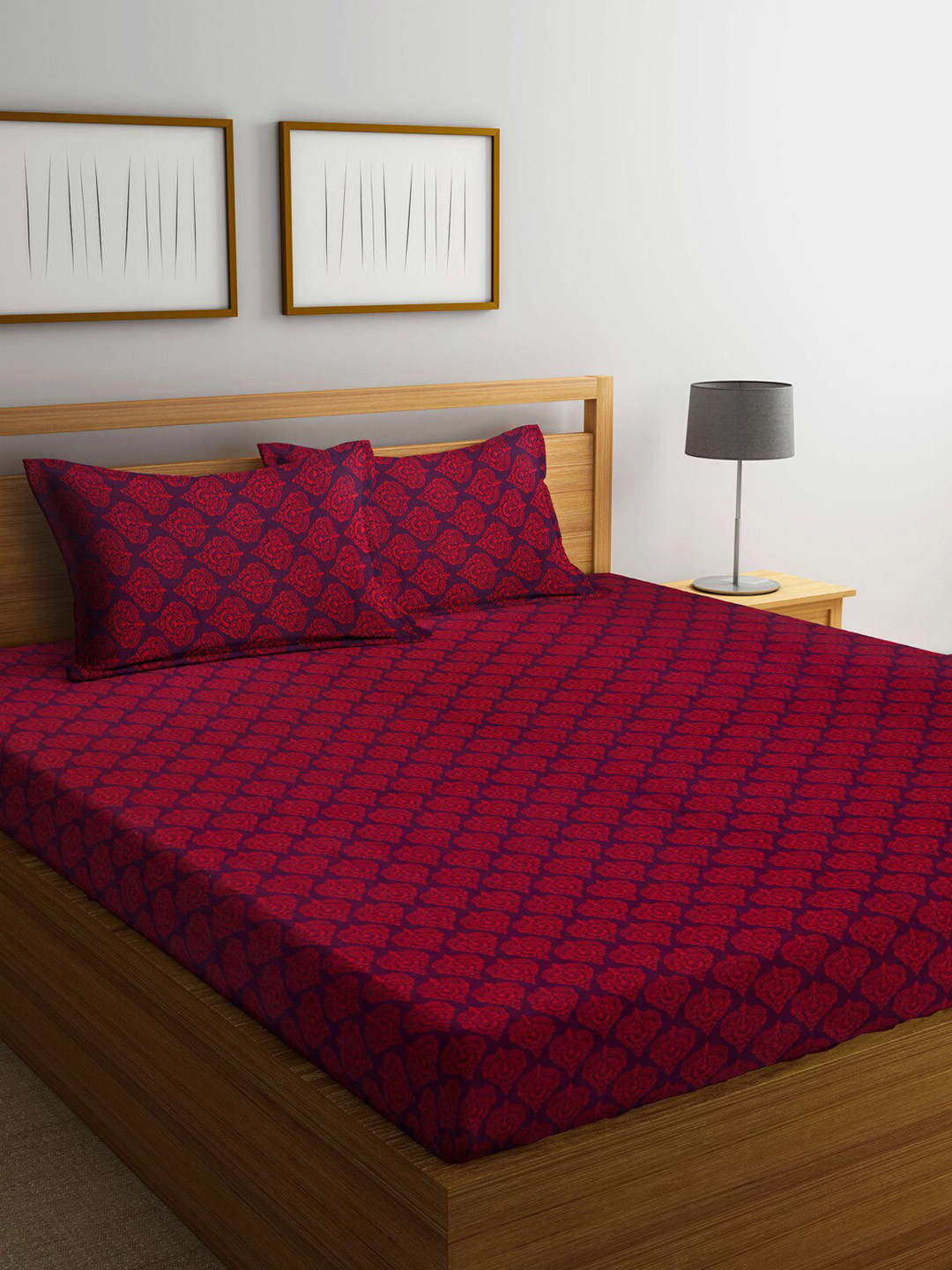 

Arrabi Burgundy & Navy Blue Ethnic Motifs 300 TC Cotton King Bedsheet With 2 Pillow Covers
