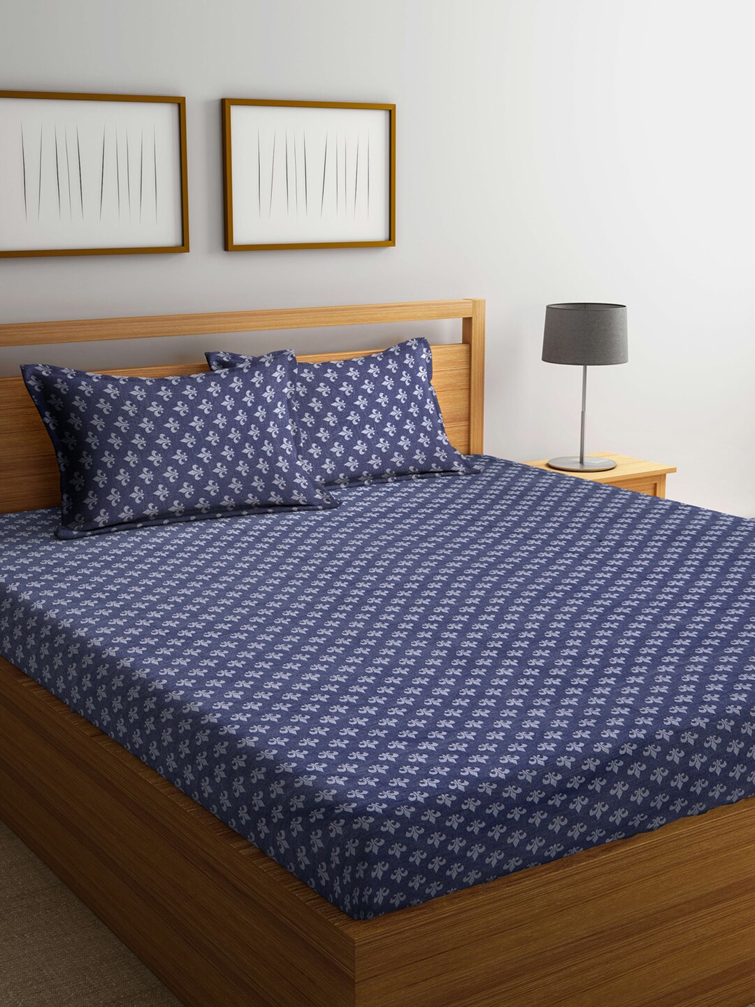 Arrabi Blue & White 300 TC King Cotton Bedsheet with 2 Pillow Covers