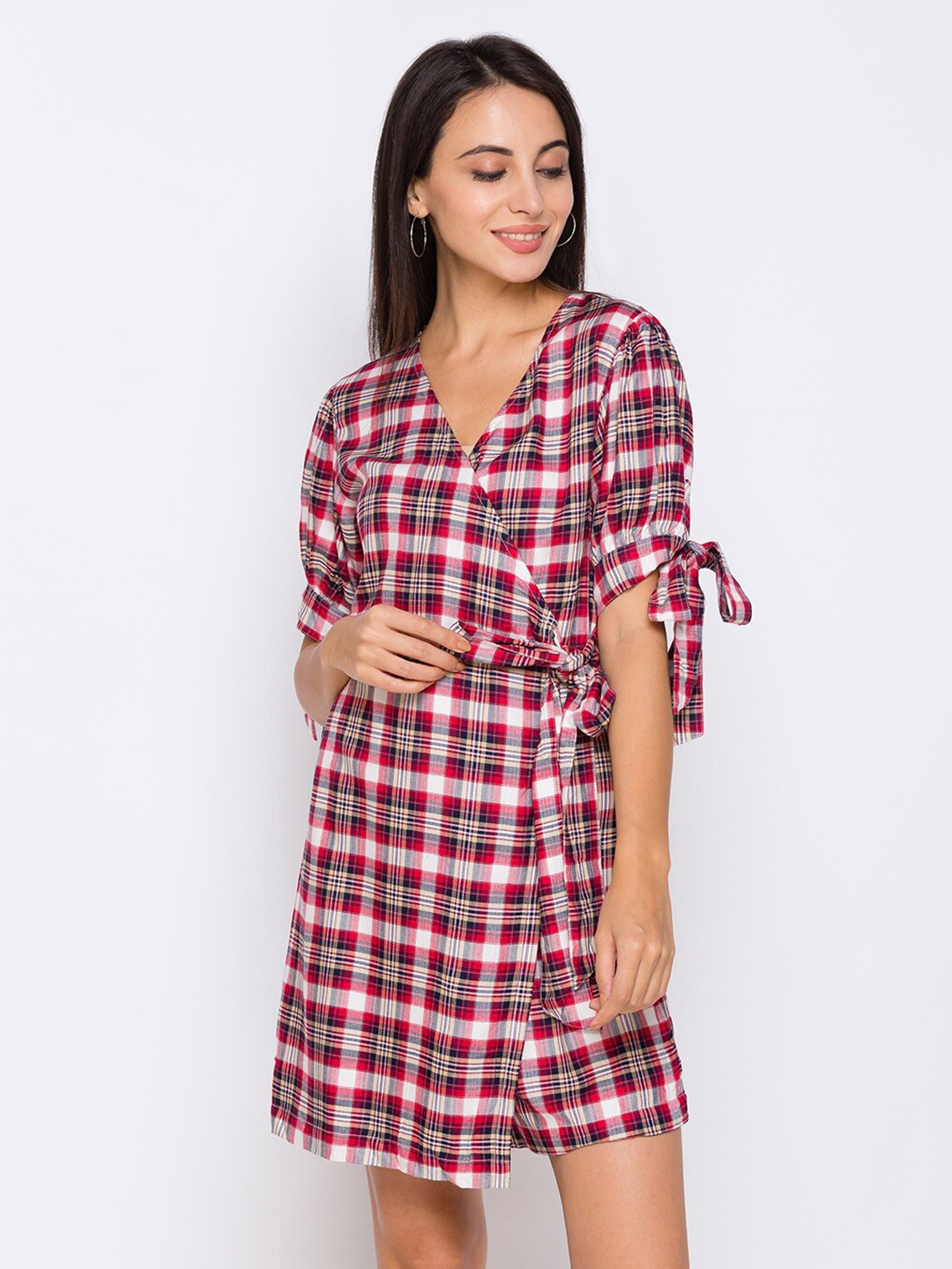 

Globus Women Red Checked Jumpsuit