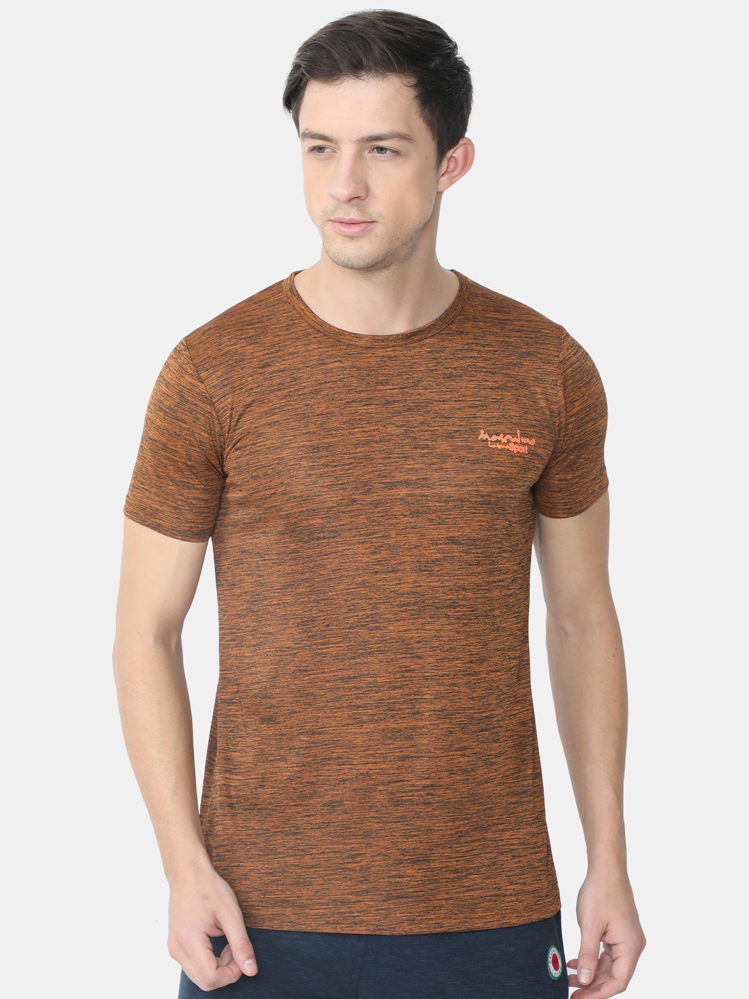 

Masculino Latino Men Rust Rapid Dry Training or Gym Sports Active T-shirt