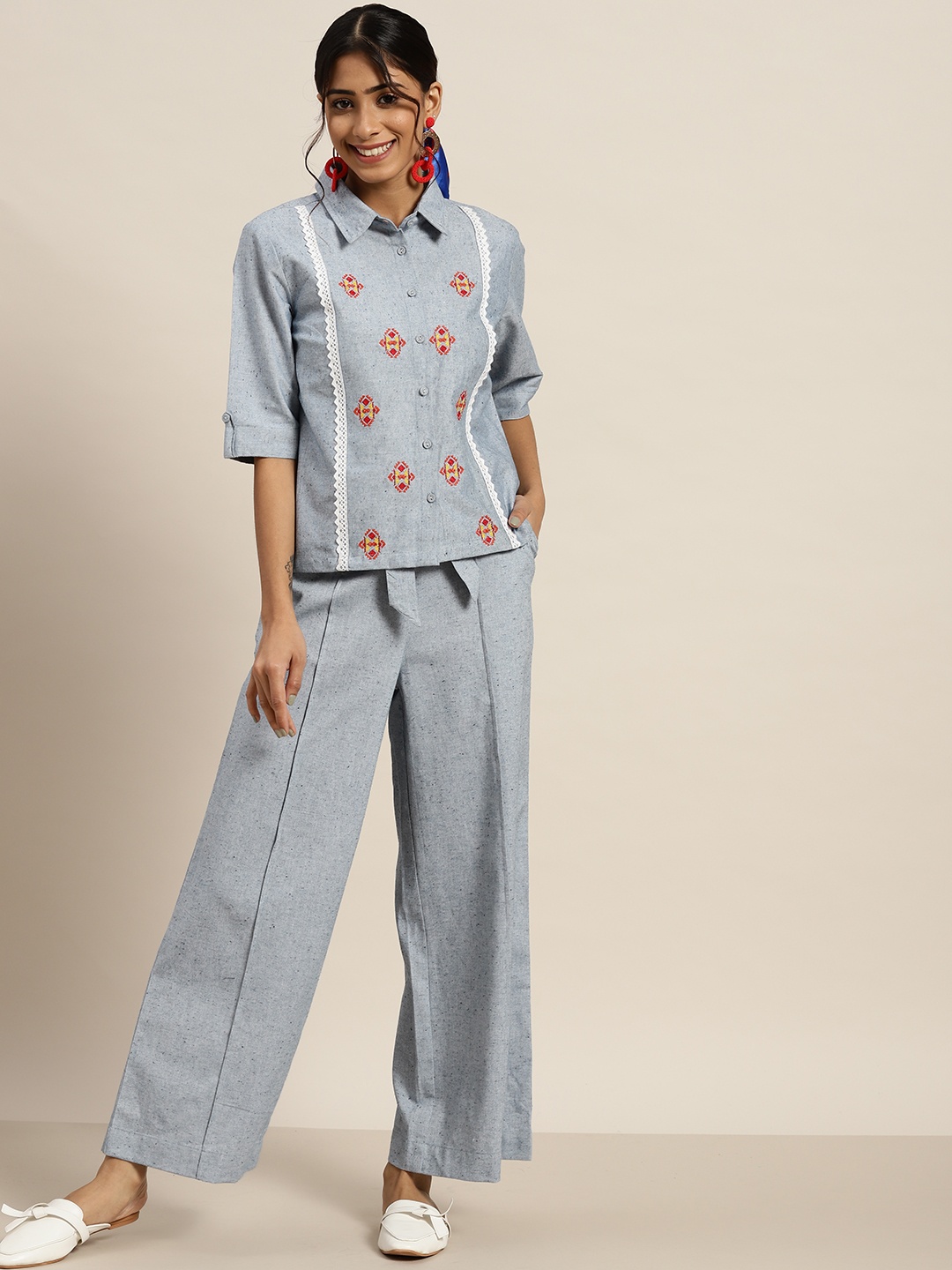 

Sangria Women Grey Cotton Embroidered Chambray Shirt with Trousers