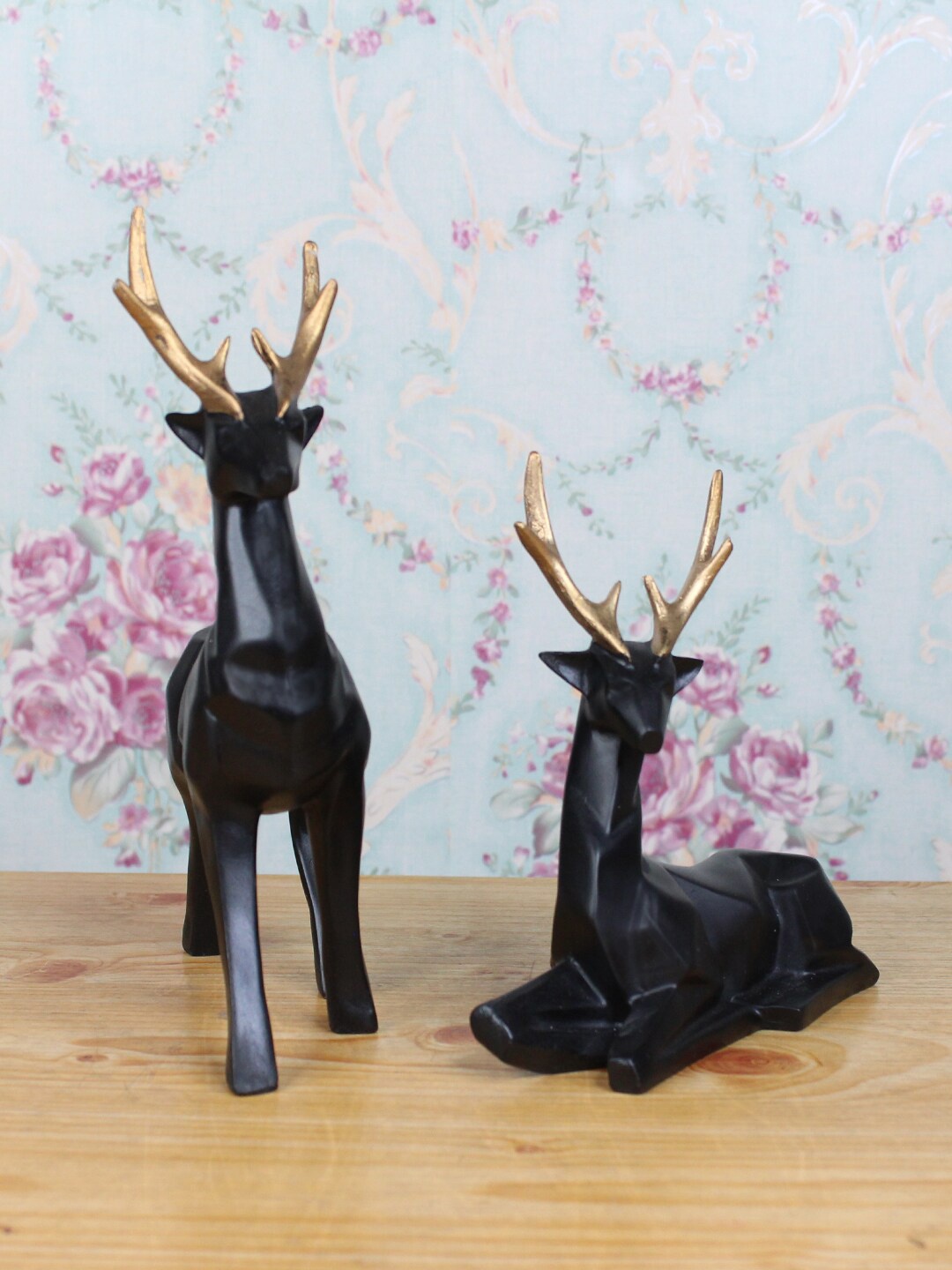 

Wonderland Set Of 2 Black Deer Resin Garden Accessories