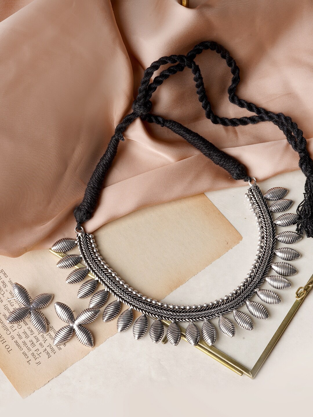 

TEEJH Oxidised Silver-Plated Mazba Leaf Jewellery Set