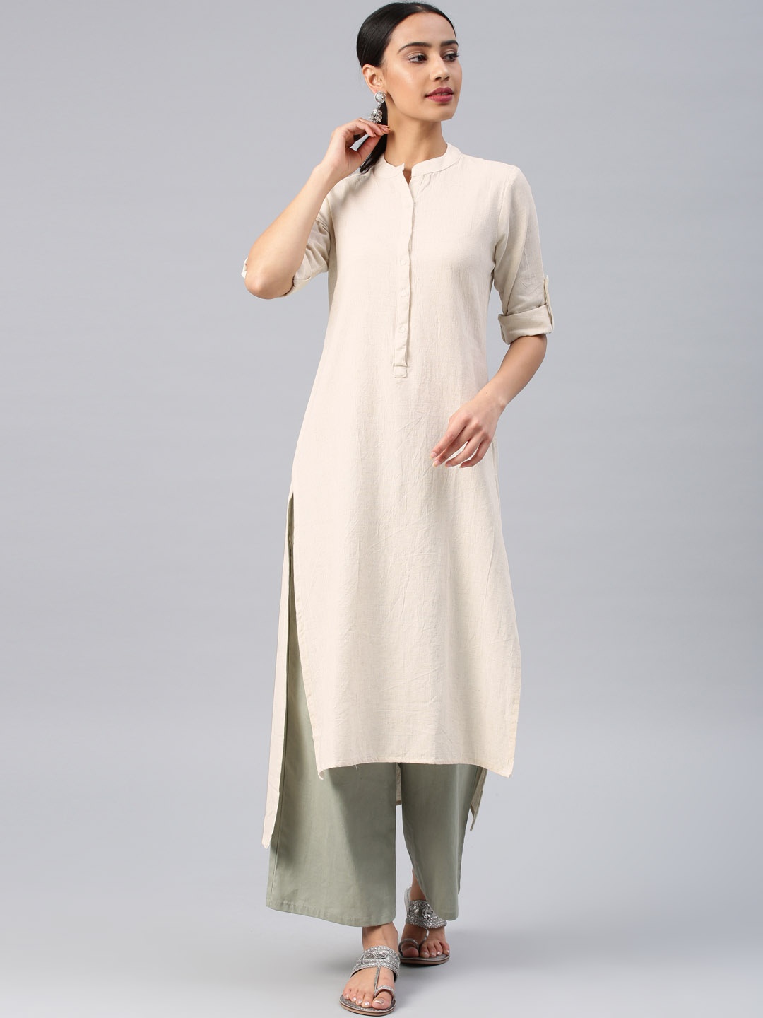 

Vishudh Women Off-White Solid Straight Kurta