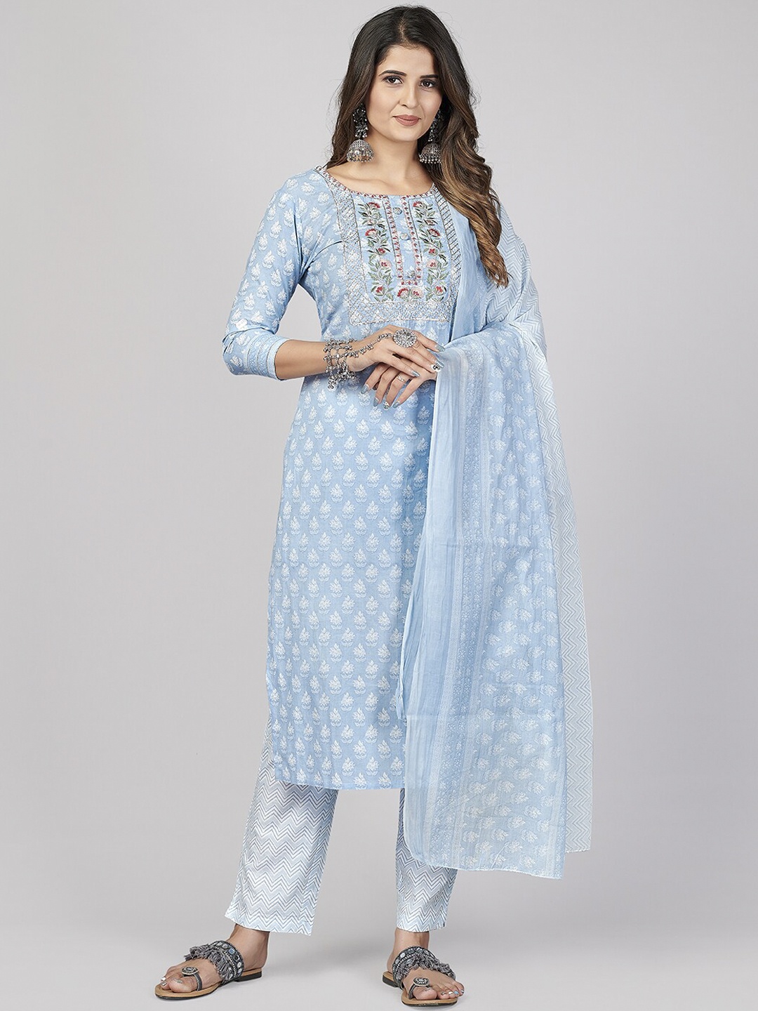 

Vbuyz Women Blue Printed & Embroidered Pure Cotton Kurta & Trousers With Dupatta