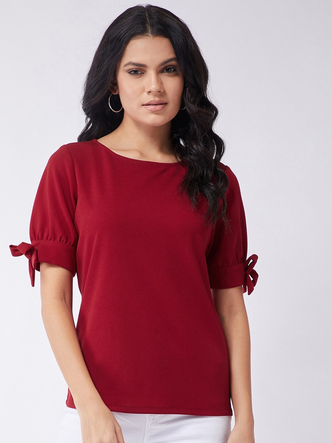 

Zima Leto Red Regular Top With Tie-Up Sleeves