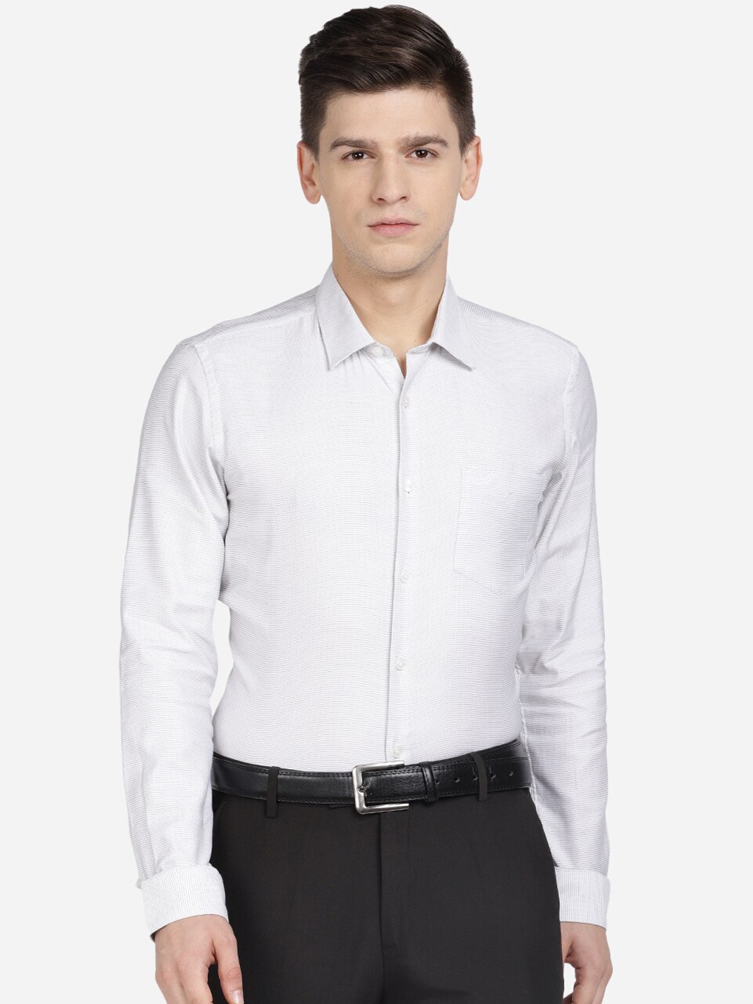 

Crocodile Men White Slim Fit Horizontal Stripes Opaque Striped Formal Shirt