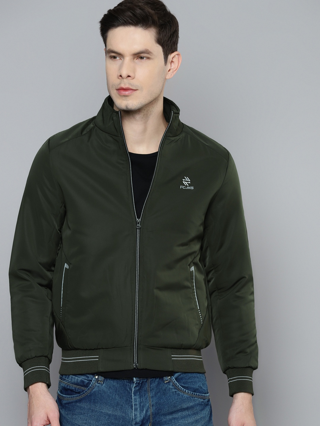 

Fort Collins Men Olive Green Solid Bomber Jacket