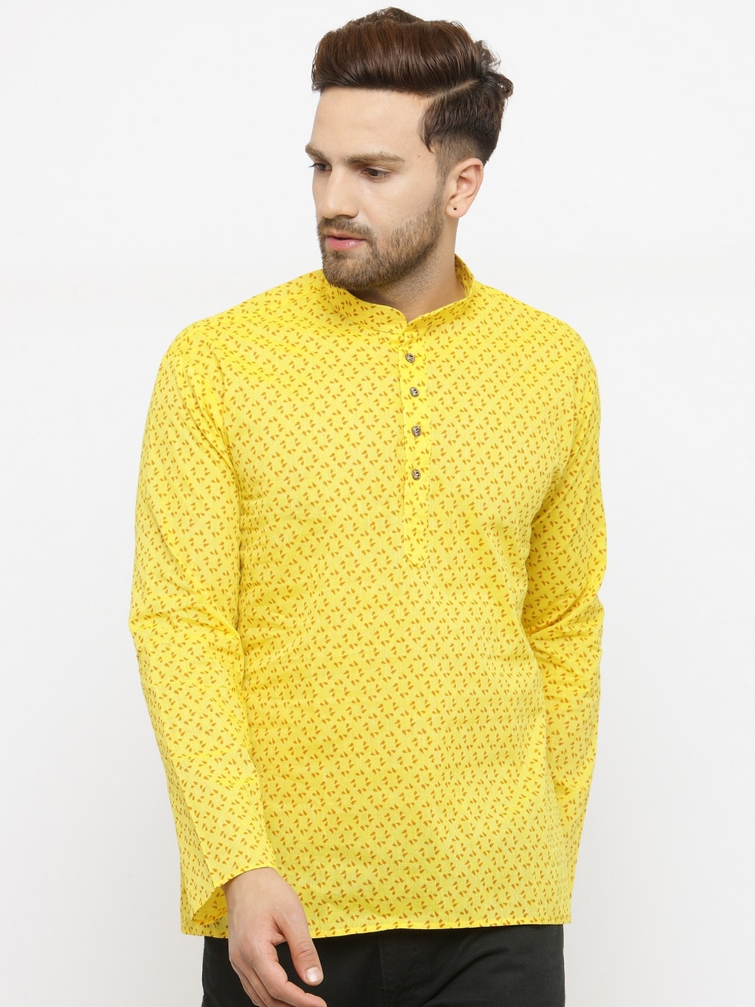 

RG DESIGNERS Men Yellow Printed Straight Kurta
