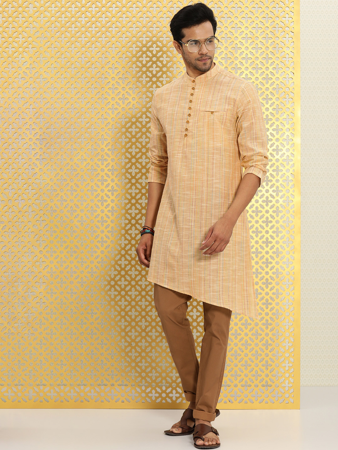 

Ode by House of Pataudi Men Beige & White Striped Asymmetric Kurta