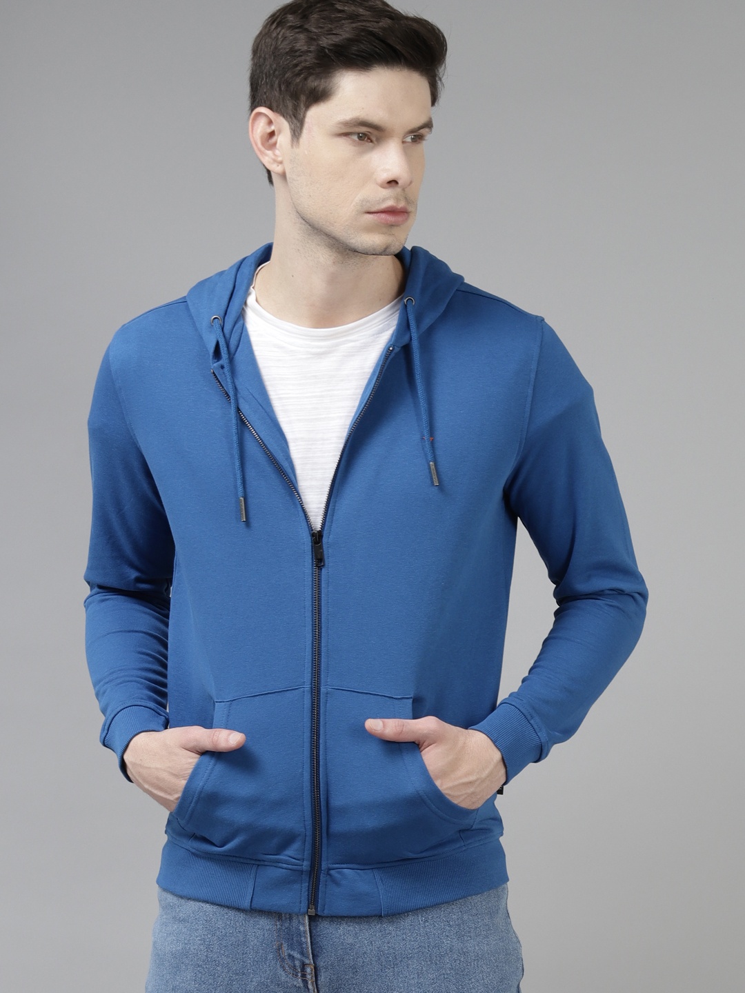 

Van Heusen Men Blue Solid Hooded Sweatshirt