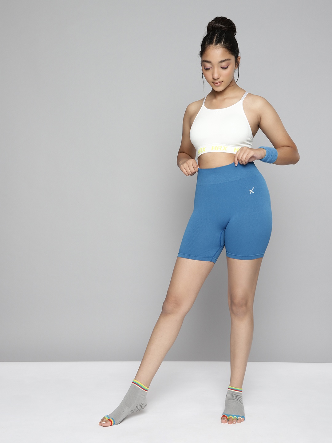 

HRX by Hrithik Roshan U-17 Yoga Girls Arctic Blue Seamless Solid Shorts