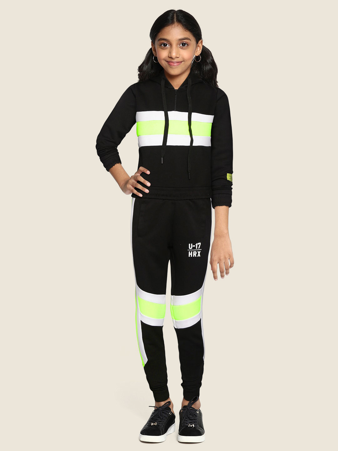 

HRX by Hrithik Roshan U-17 Lifestyle Girls Jet Black Rapid-Dry Colourblock Tracksuits