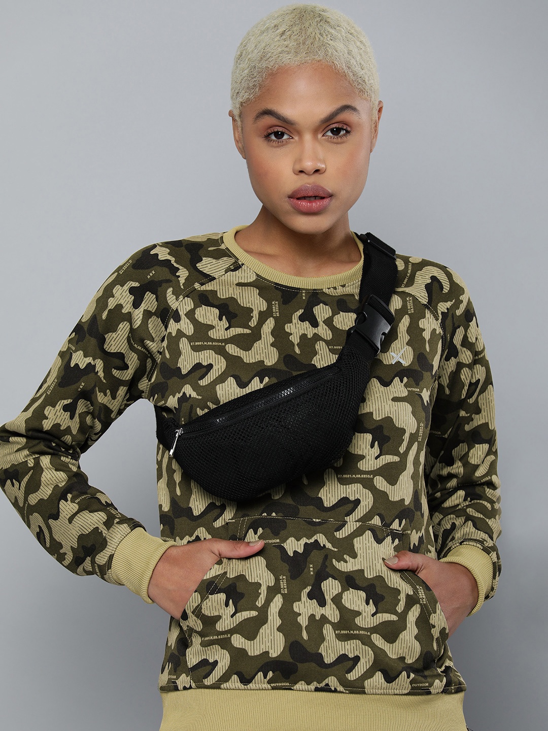 

HRX By Hrithik Roshan Outdoor Women Olive Green & Black Comment Packable AOP Sweatshirts