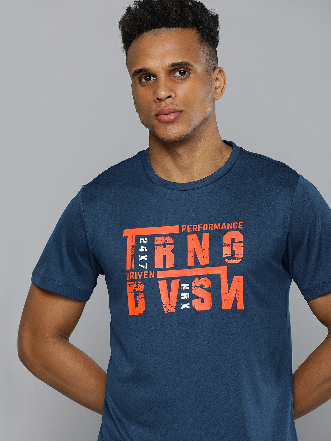 

HRX By Hrithik Roshan Training Men Estate Blue Rapid-Dry Typography Tshirts, Navy blue