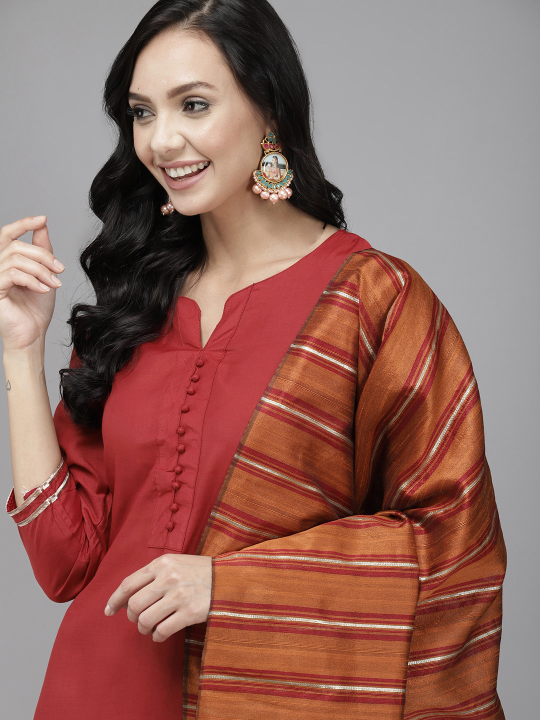 

Indo Era Women Maroon Solid Gotta Patti Kurta with Palazzos & Dupatta