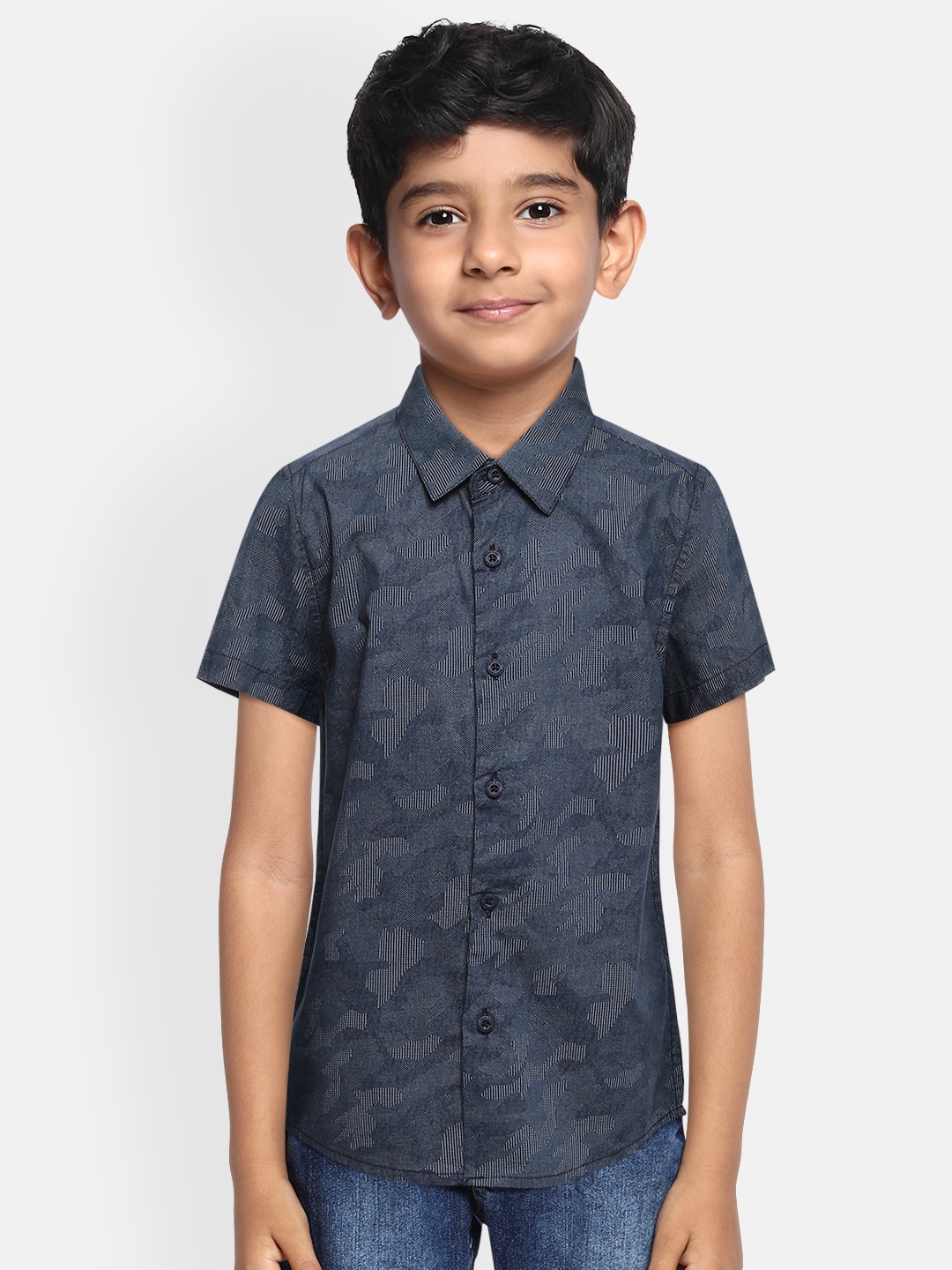 

Bene Kleed Boys Navy Blue Slim Fit N9 Silver Anti-Microbial Cotton Printed Casual Shirt