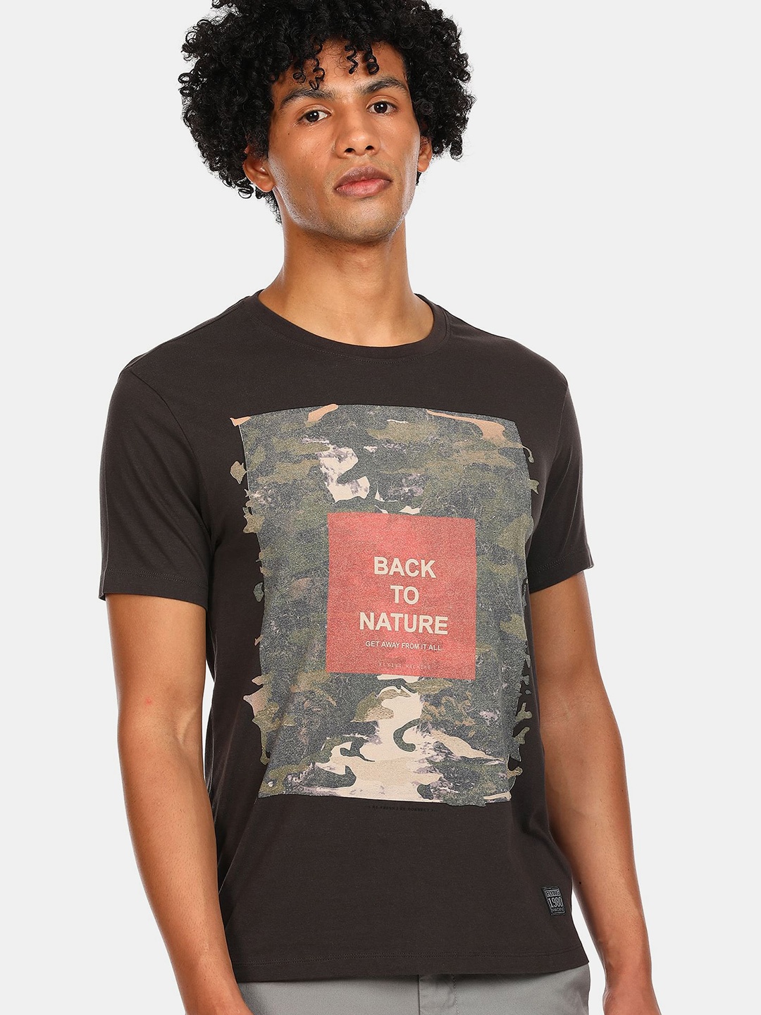

Flying Machine Men Charcoal Printed Cotton T-shirt