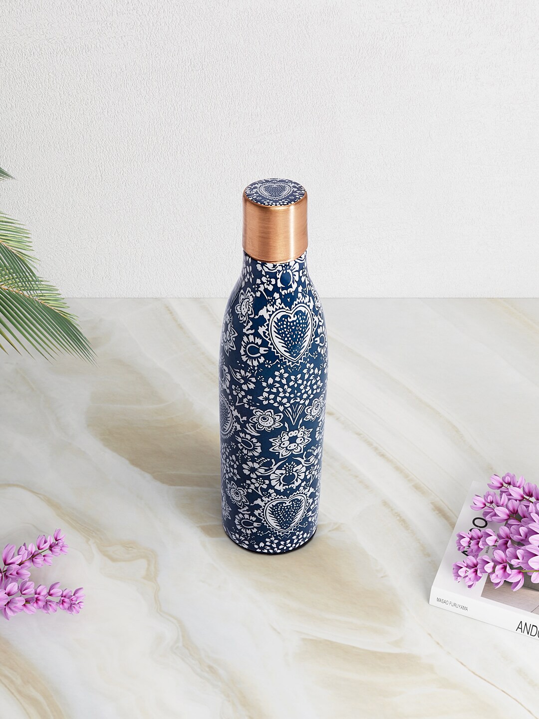 

Living scapes by Pantaloons Navy Blue & White Printed Water Bottle
