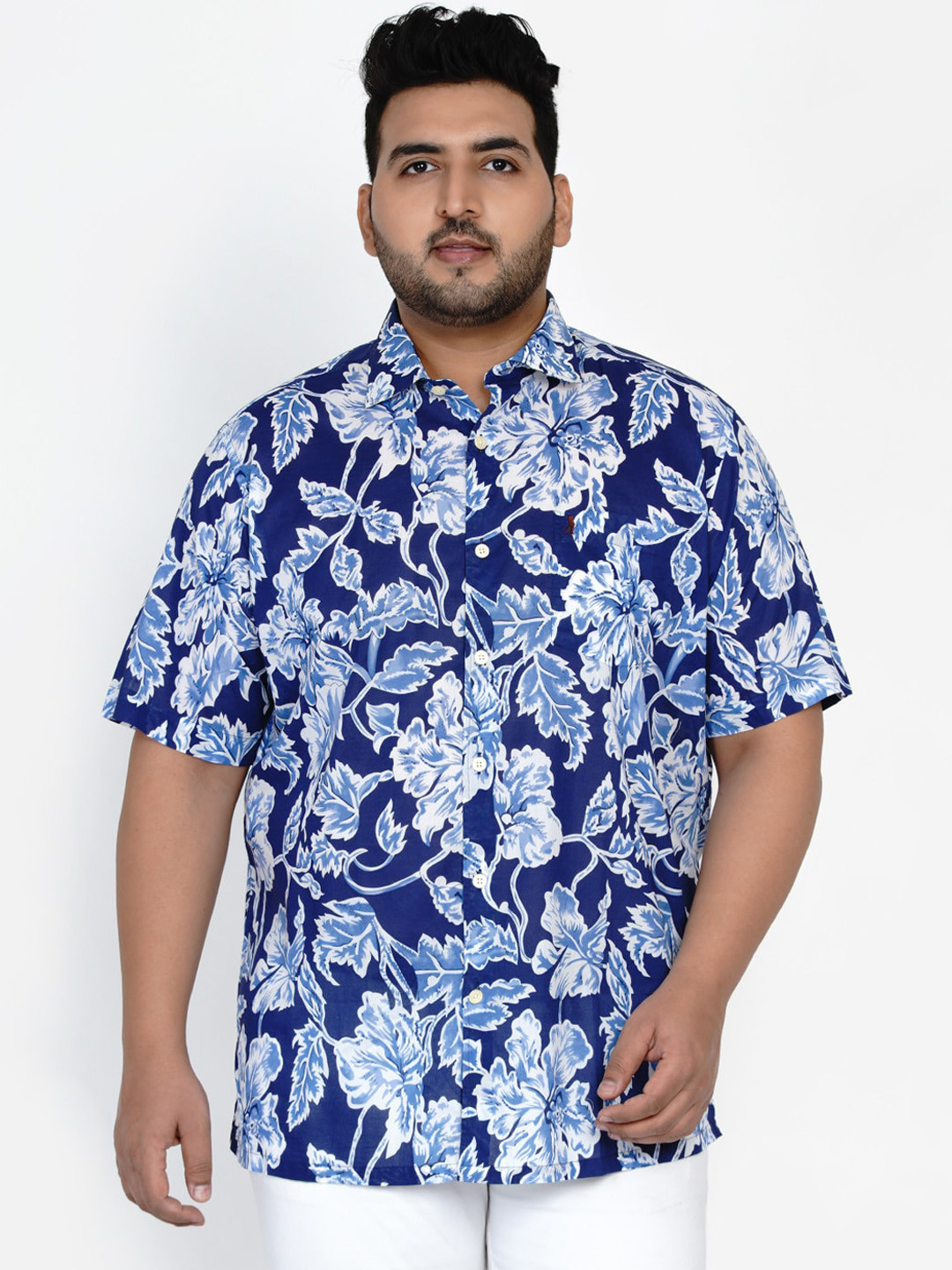 

Santonio Men Blue Floral Opaque Printed Casual Cotton Shirt