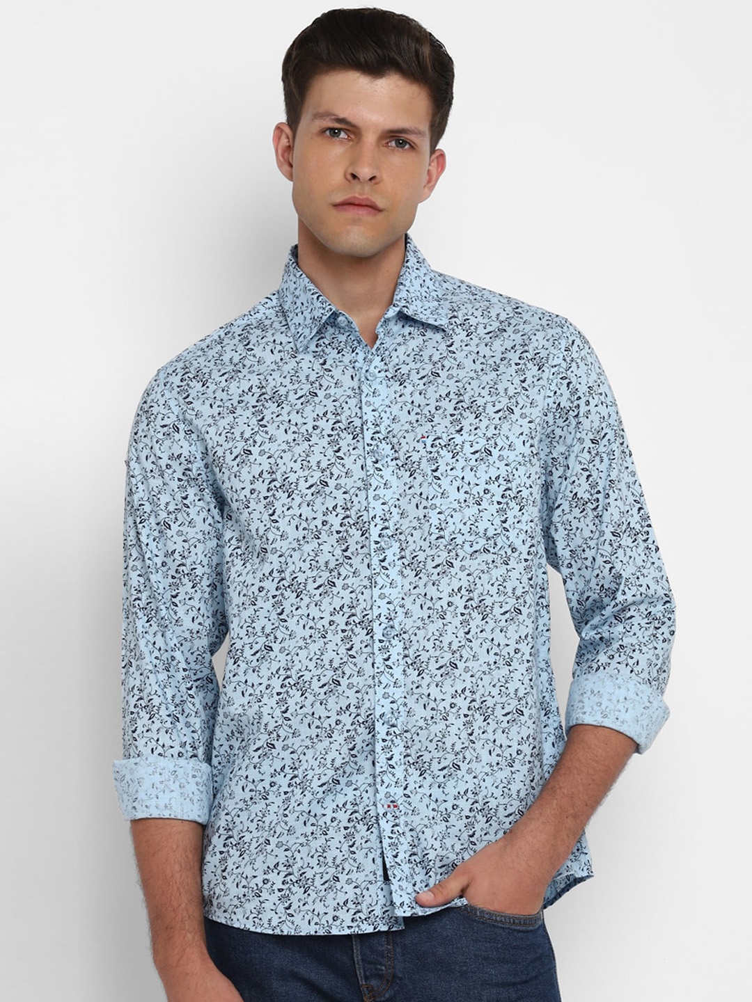 

Red Chief Men Sky Blue Opaque Ditsy Floral Printed Casual Shirt