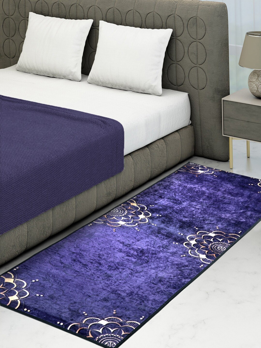 

BELLA TRUE Blue Printed Anti Skid Bed Side Runner