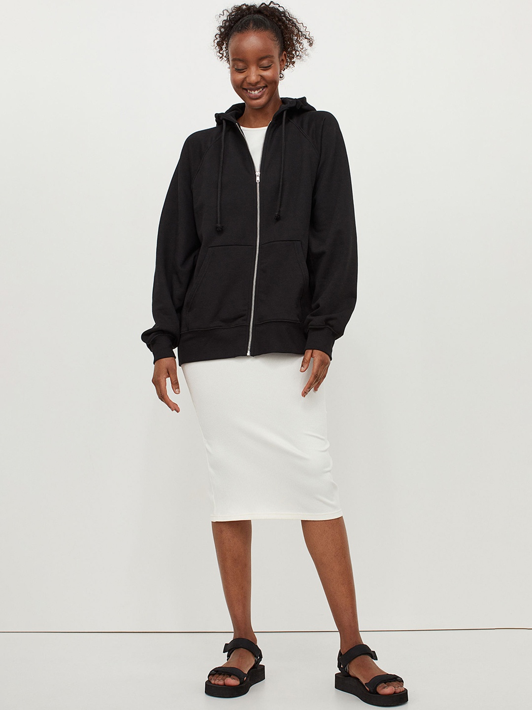 

H&M Women Black Oversized Zip-Through Hoodie