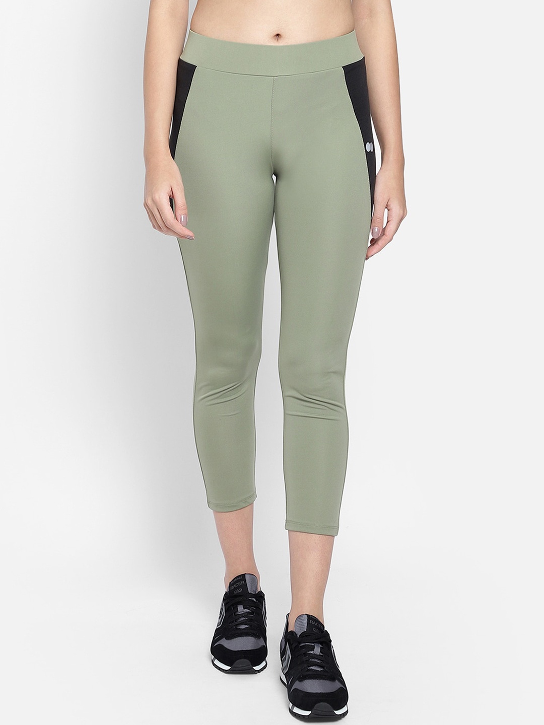 

Clovia Women Olive Green Solid Ankle-Length Tights
