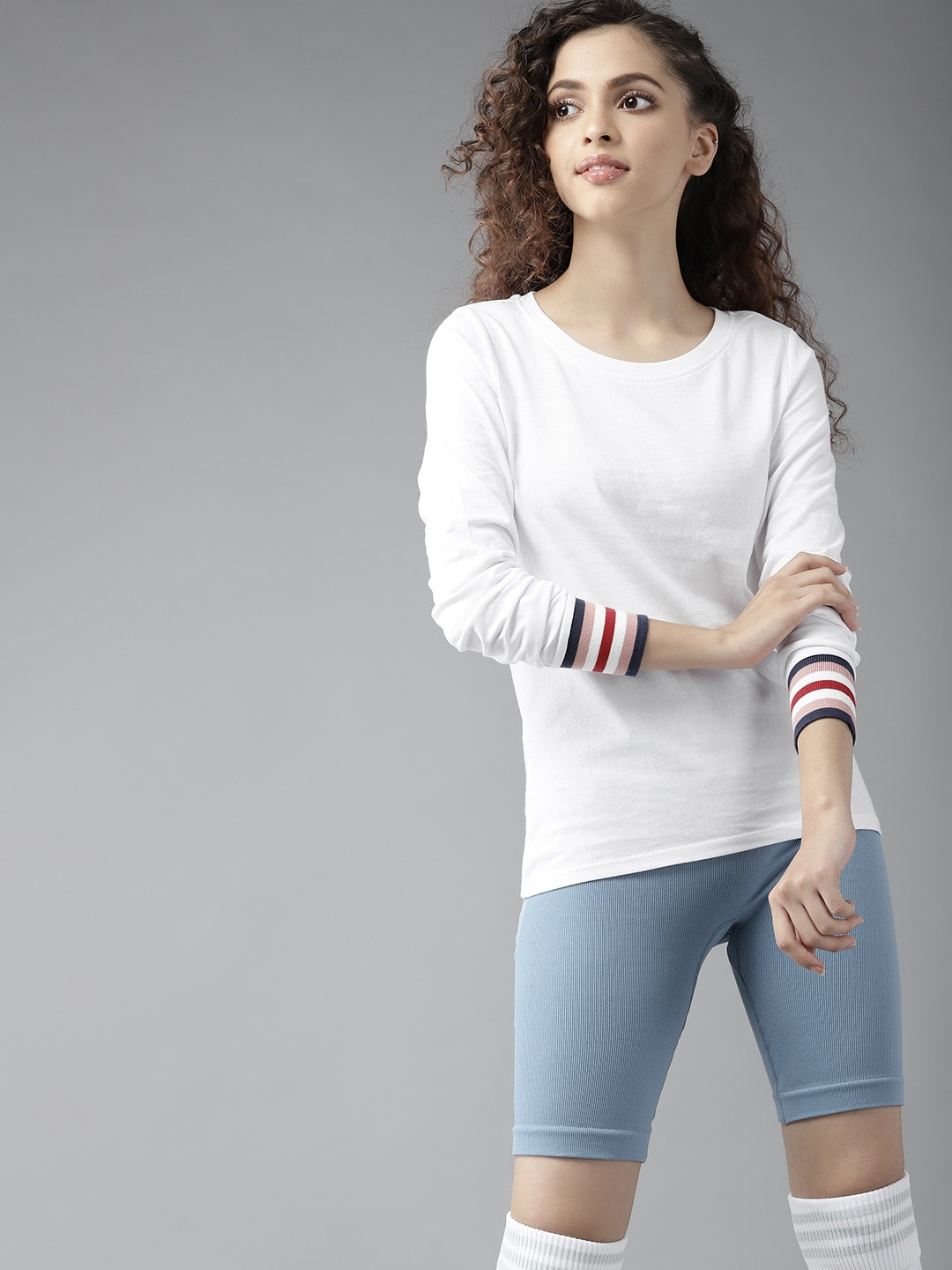 

UTH by Roadster Girls White Pure Cotton Solid T-shirt