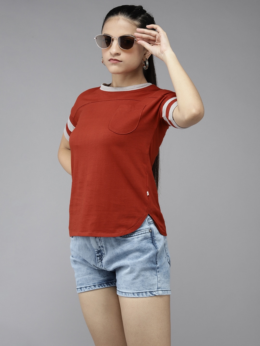 

UTH by Roadster Teen Girls Red & Grey Pure Cotton Drop-Shoulder Sleeves T-shirt
