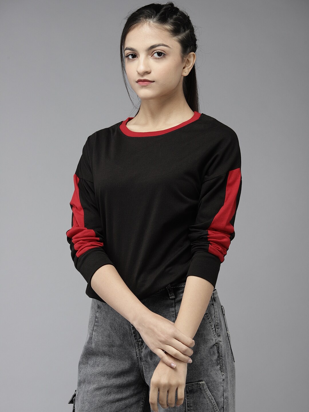 

UTH by Roadster Teen Girls Black & Red Pure Cotton Solid T-shirt