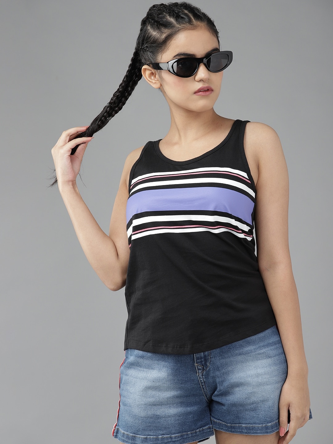 

UTH by Roadster Girls Black & White Striped Pure Cotton T-shirt