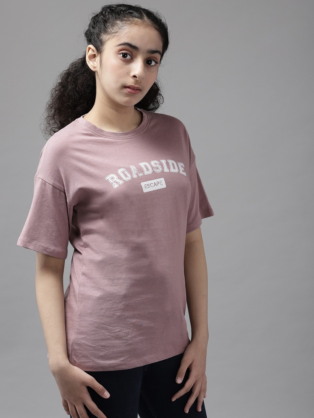 

UTH by Roadster Girls Mauve Cotton Typography Printed T-shirt