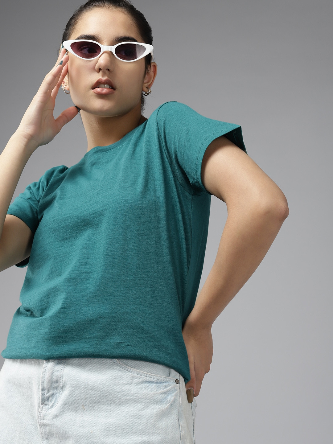 

UTH by Roadster Girls Green Pure Cotton T-shirt
