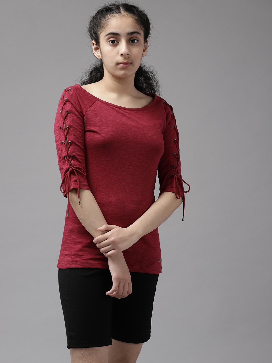 

UTH by Roadster Girls Maroon Regular Cotton Top
